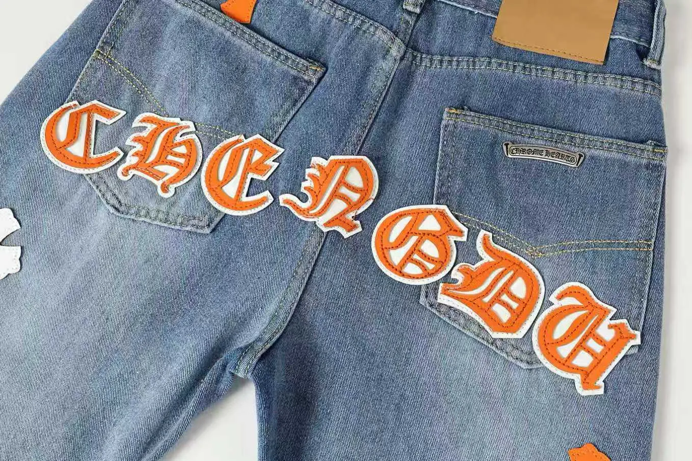 P270 Chrome Hearts/Chrome Hearts Classic Color Leather Cross Washed Color Fabric Unisex Denim Trousers Color: Picture Color Code Number: 28-36
